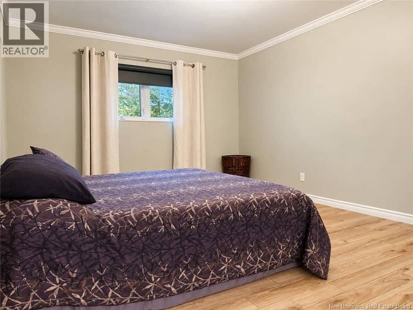 45 Jessiman Boulevard — photo 18 of 40