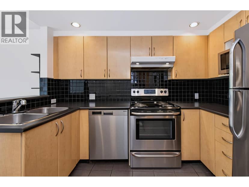 202 1688 ROBSON STREET, Vancouver, photo 5