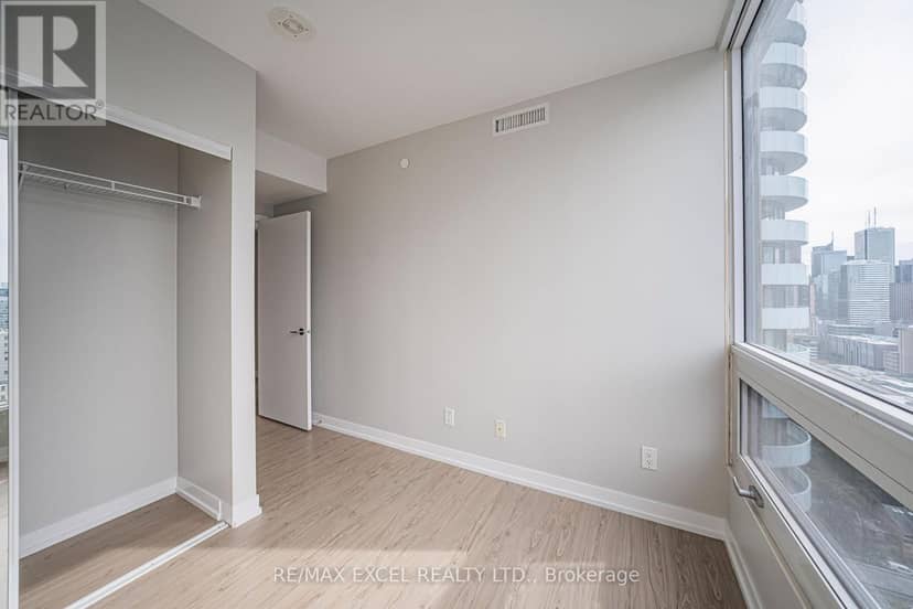3203 - 85 Wood Street — photo 26 of 40