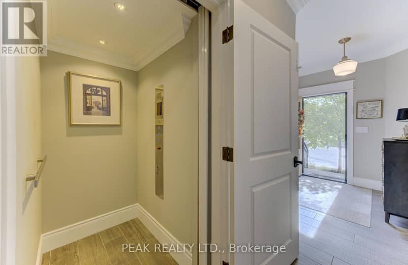 110 - 362 Fairview Street — photo 18 of 40