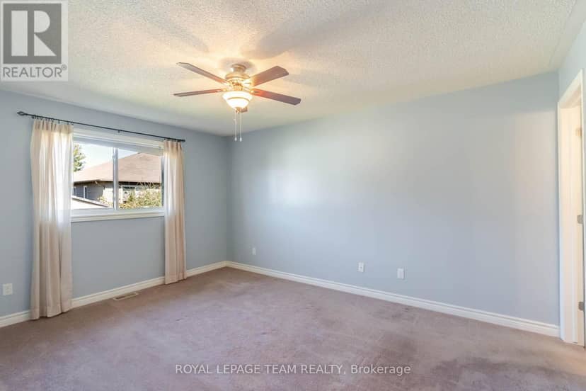 511 Kilburn Street — photo 14 of 36