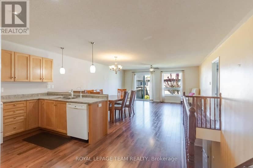 511 Kilburn Street — photo 13 of 36