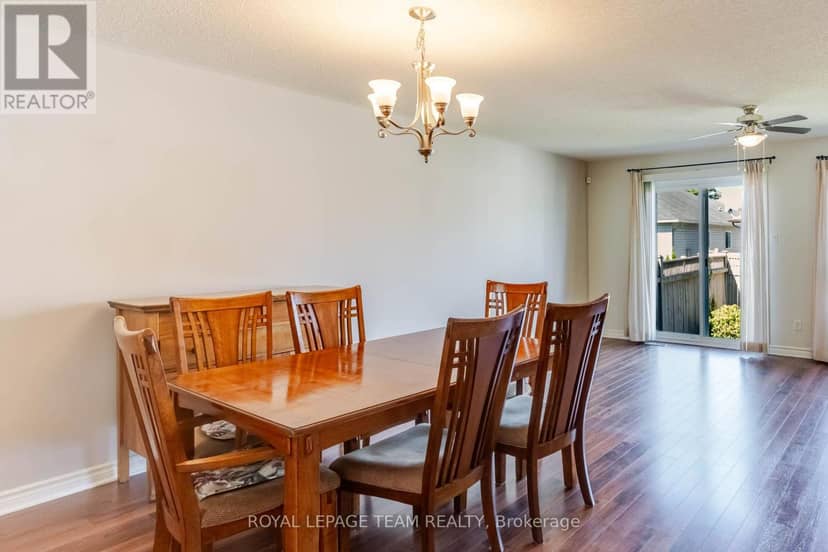 511 Kilburn Street — photo 11 of 36