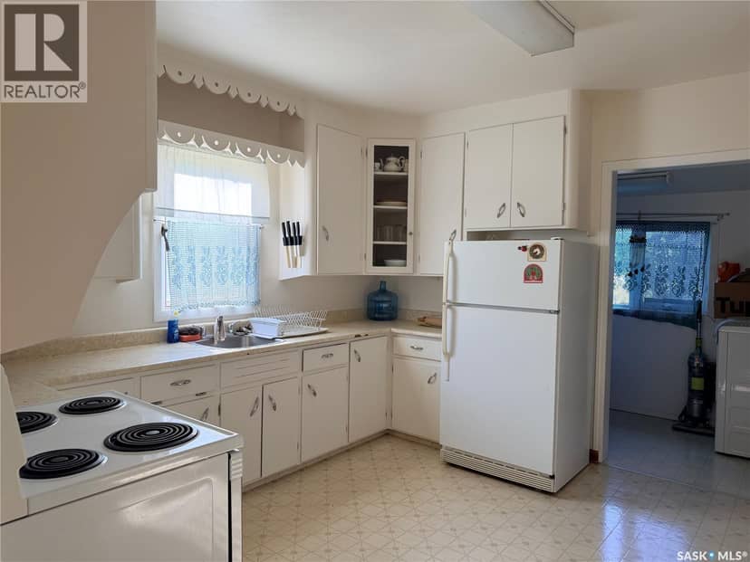 121 Empire ROAD, Assiniboia, photo 4