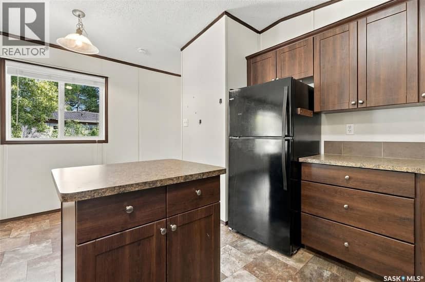 20 Empress AVENUE — photo 13 of 28