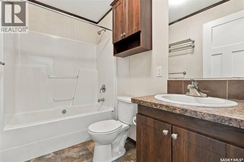 20 Empress AVENUE — photo 21 of 28