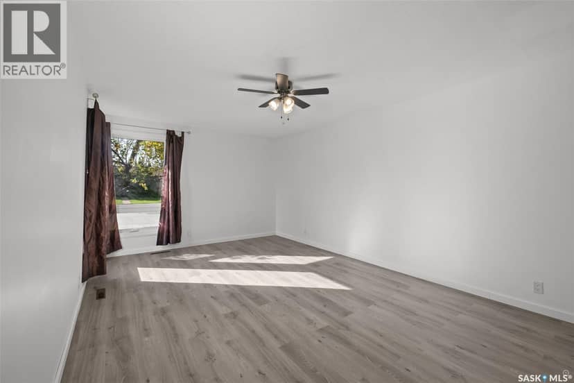 690 Eastwood STREET, Prince Albert, photo 3
