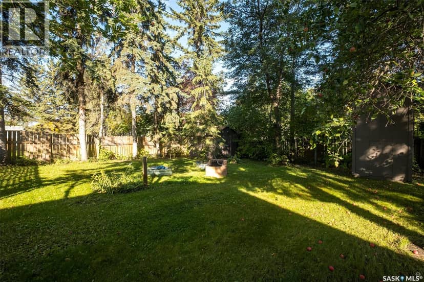 690 Eastwood STREET — photo 33 of 37