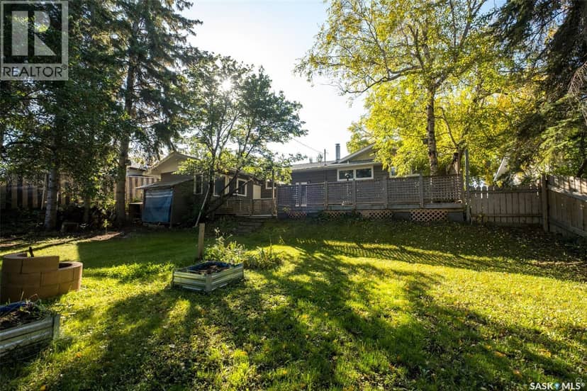 690 Eastwood STREET — photo 35 of 37