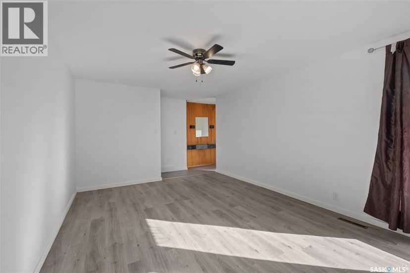 690 Eastwood STREET, Prince Albert, photo 5