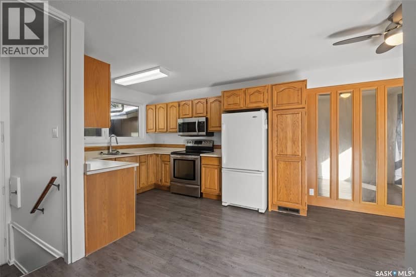 690 Eastwood STREET, Prince Albert, photo 6