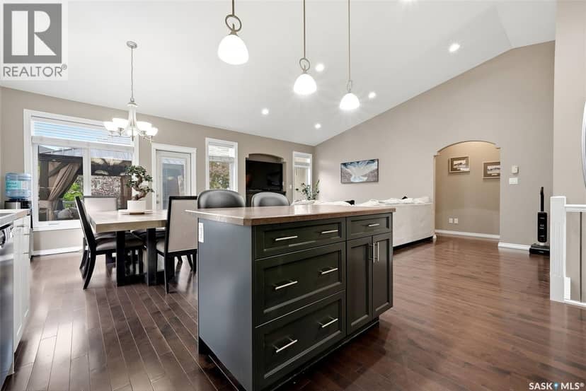 4857 McCombie CRESCENT — photo 12 of 40