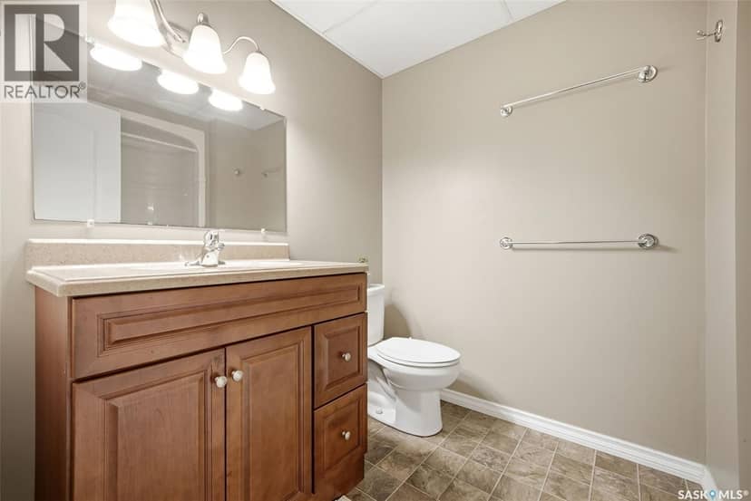 4857 McCombie CRESCENT — photo 34 of 40