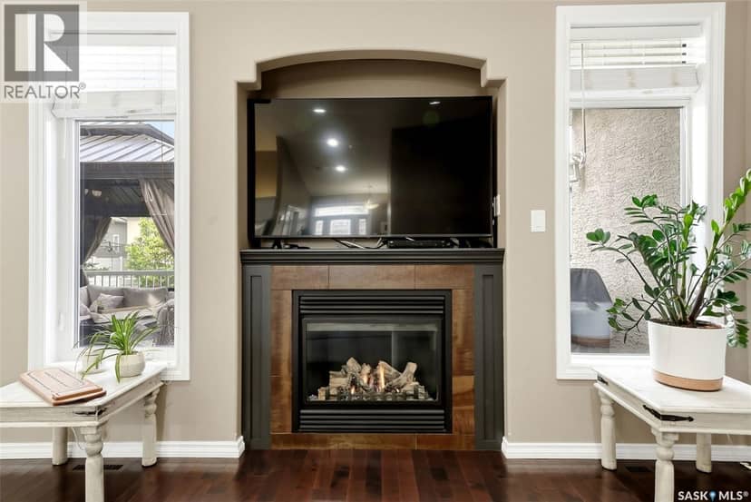 4857 McCombie CRESCENT — photo 6 of 40