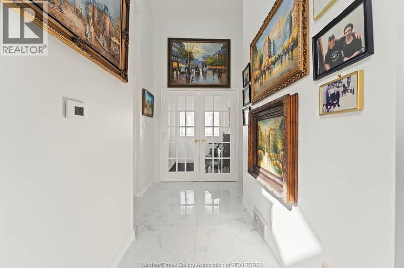 1467 Guildwood Crescent — photo 7 of 40