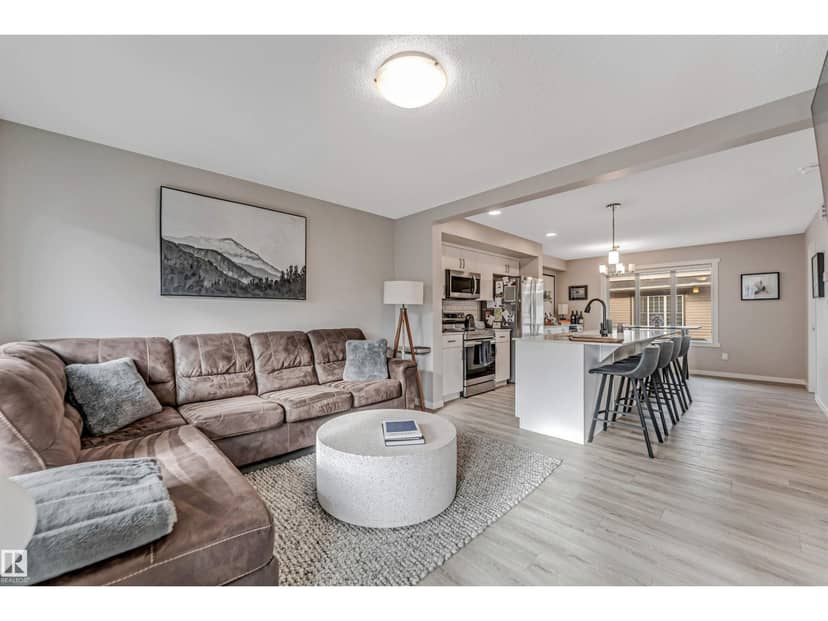 #110 1530 Tamarack Bv NW, Edmonton, photo 5