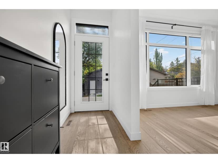 11207 75 AV NW — photo 19 of 40