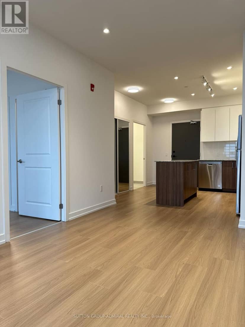 514 - 1010 Dundas Street E — photo 13 of 38