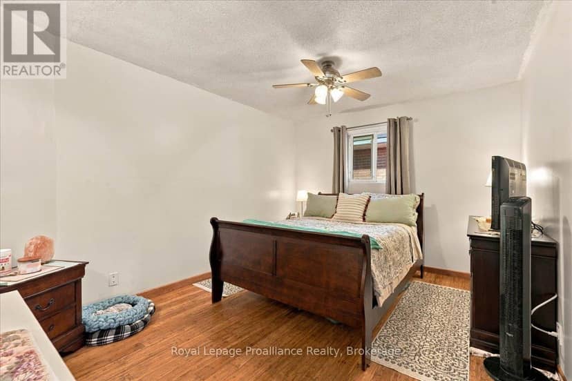 68 Tracey Street — photo 13 of 37