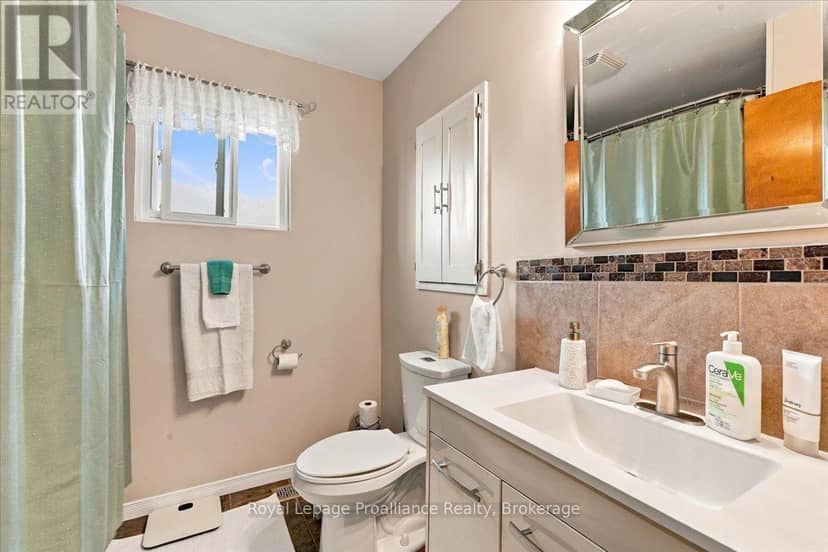 68 Tracey Street — photo 17 of 37