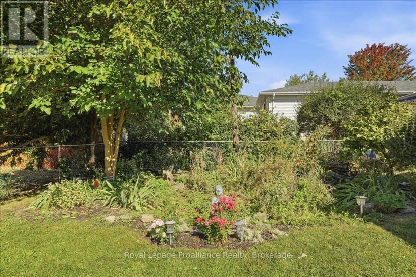 68 Tracey Street — photo 31 of 37