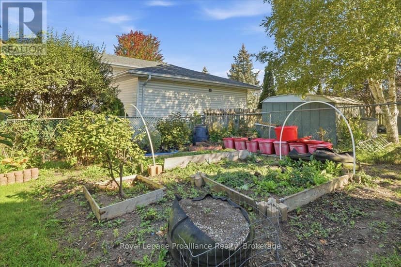 68 Tracey Street — photo 32 of 37