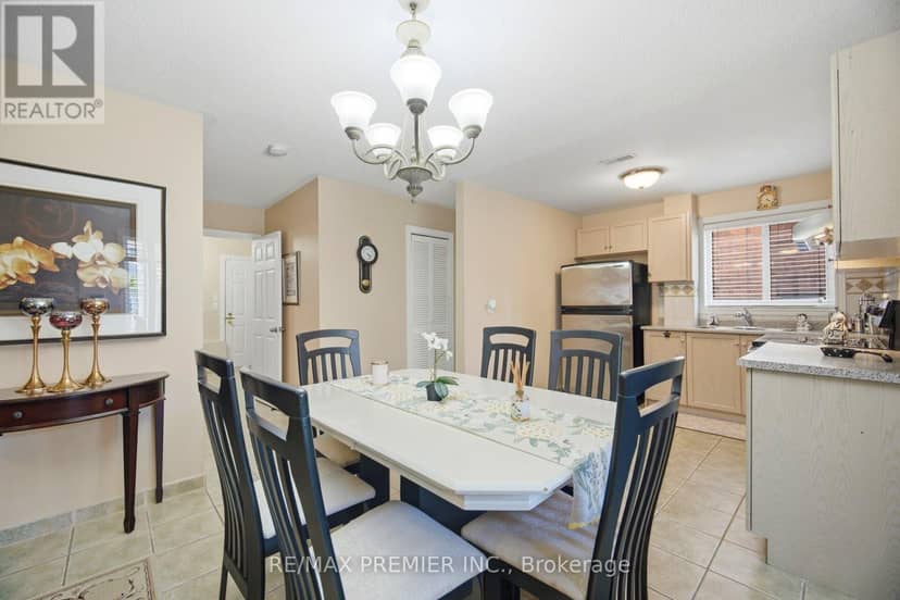 137 Blackthorn Drive — photo 22 of 40