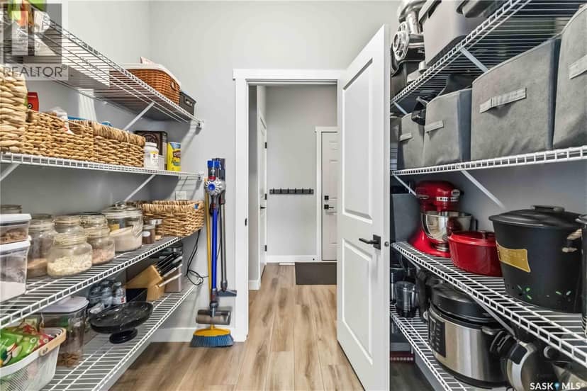 358 Stilling MANOR — photo 18 of 40