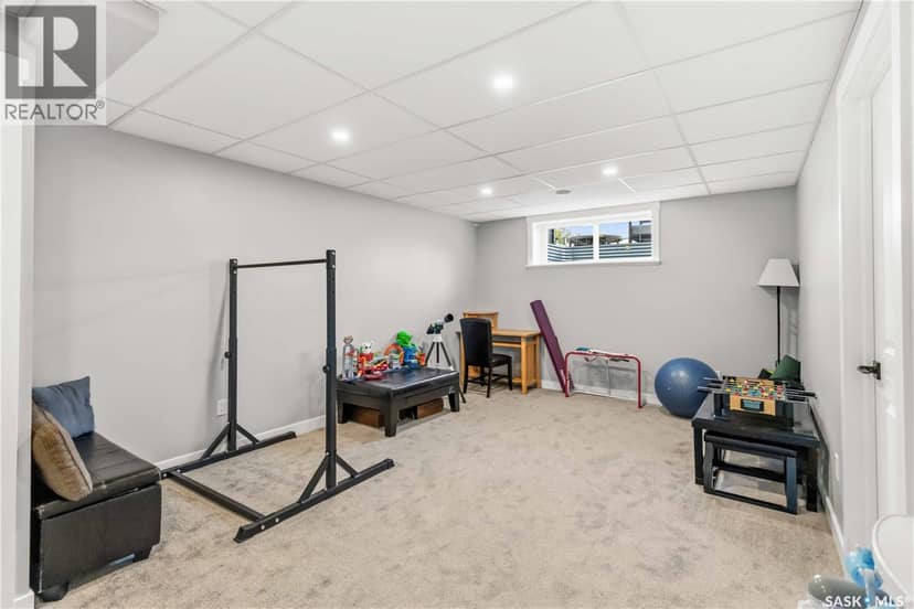 358 Stilling MANOR — photo 38 of 40