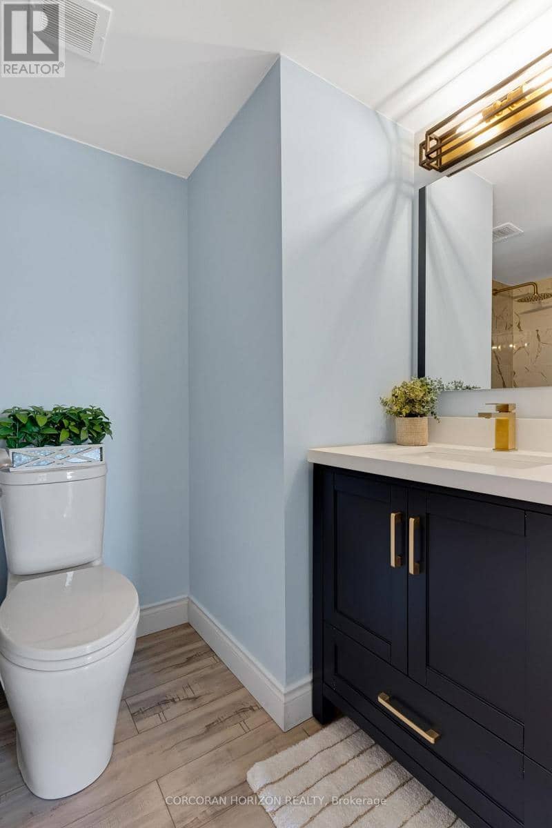 1604 - 55 Kingsbridge Garden Circle — photo 31 of 40