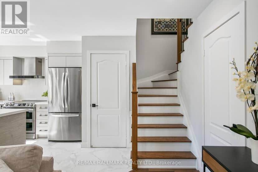 5 - 19 Hays Boulevard — photo 18 of 39