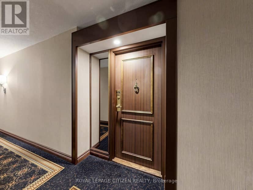 1005 - 100 County Court Boulevard, Brampton, photo 5