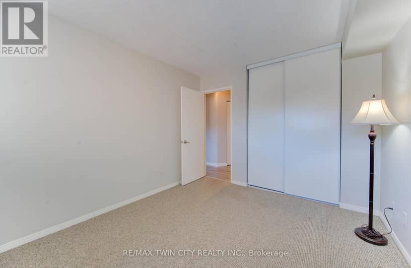 27 - 3085 Kingsway Drive — photo 20 of 23