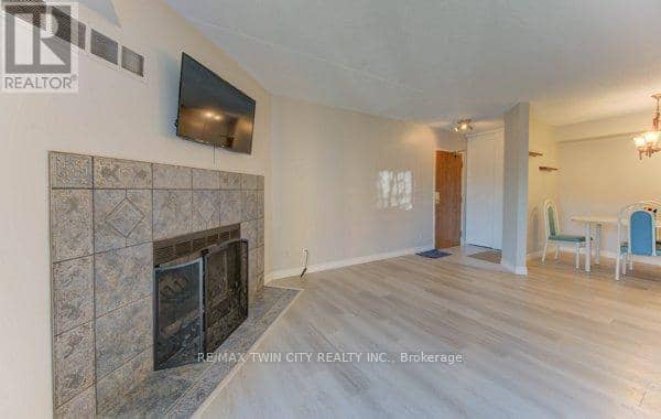 27 - 3085 Kingsway Drive — photo 6 of 23