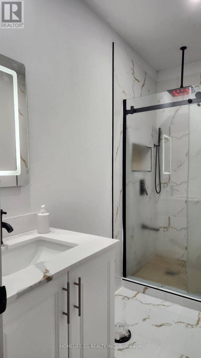 54 Riverside Drive W — photo 4 of 4