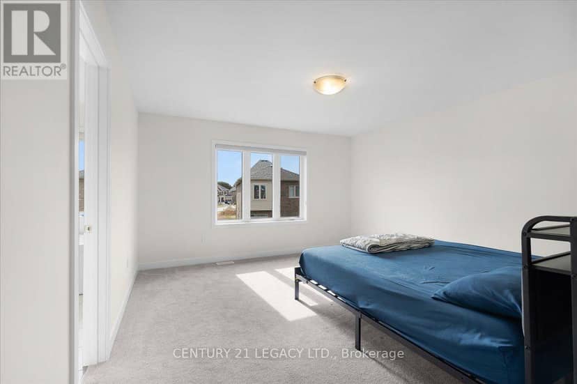 12 Shrubsall Street — photo 19 of 37