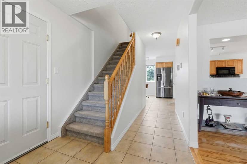 280 Barrett Drive, Red Deer, photo 5
