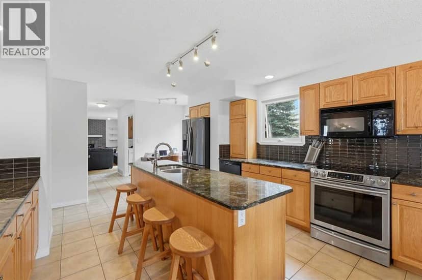 280 Barrett Drive, Red Deer, photo 8