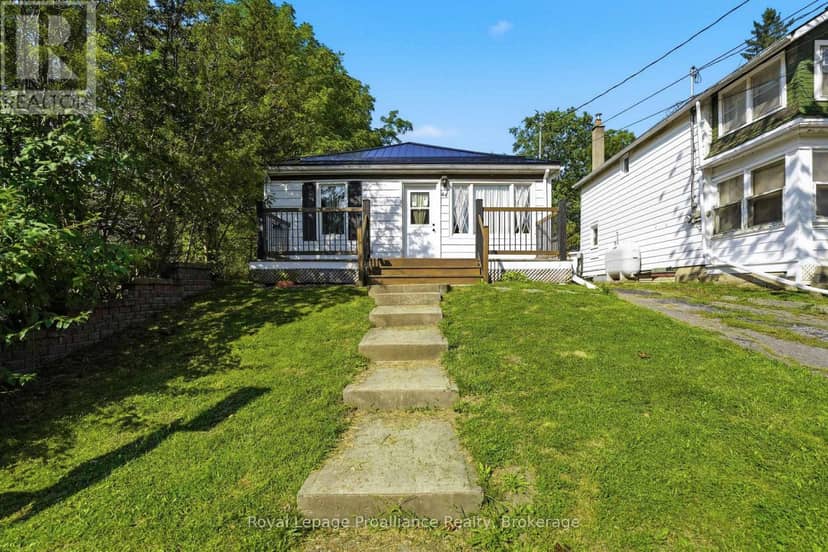 44 Geddes Street — photo 1 of 38
