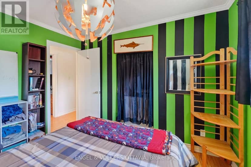 1124 Des Pommiers Street — photo 15 of 40
