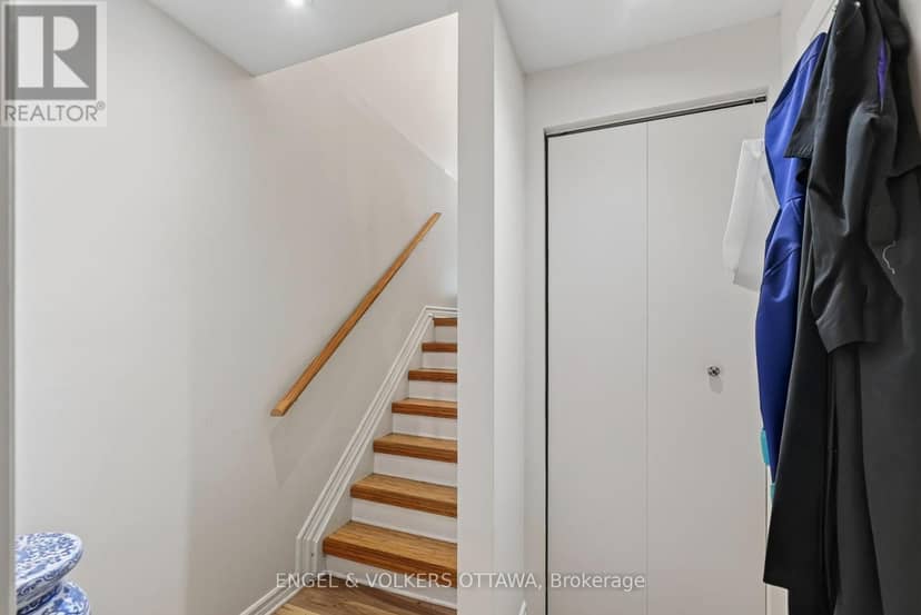 1124 Des Pommiers Street — photo 17 of 40