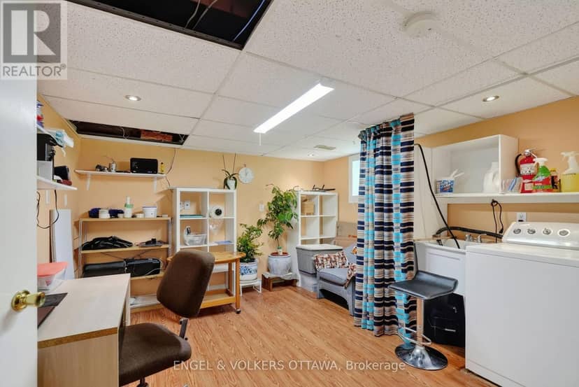 1124 Des Pommiers Street — photo 23 of 40