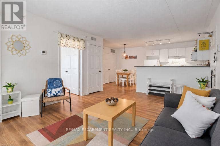 310 - 4025 Kilmer Drive — photo 6 of 22
