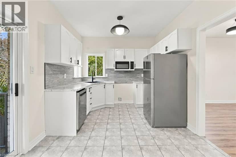 15 DALRYMPLE Drive — photo 11 of 40