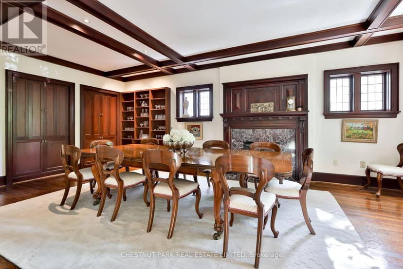 12 Shorncliffe Avenue, Toronto, photo 7