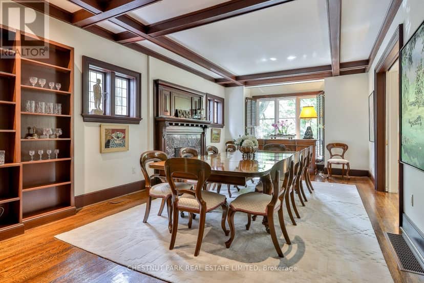 12 Shorncliffe Avenue, Toronto, photo 8