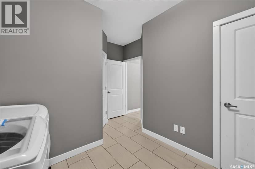 4774 Skinner Crescent — photo 19 of 40