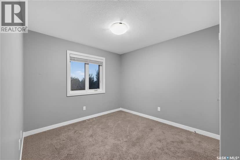 4774 Skinner Crescent — photo 27 of 40
