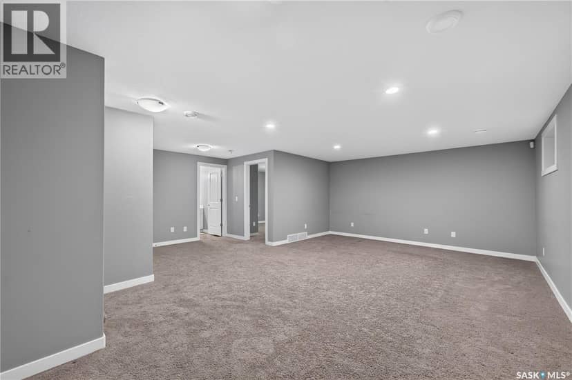 4774 Skinner Crescent — photo 31 of 40