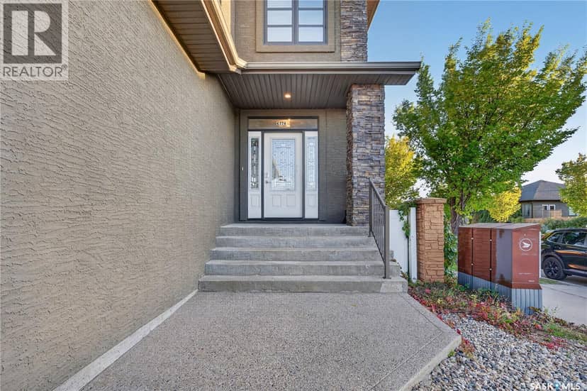 4774 Skinner Crescent — photo 6 of 40